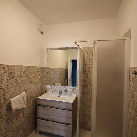 Oda ve Kahvaltı Ma.li.